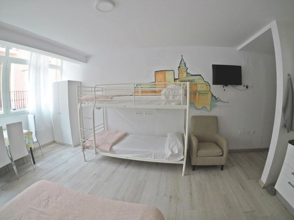 Mesonhomes Suites Center - Stay & Work Гранада Екстериор снимка