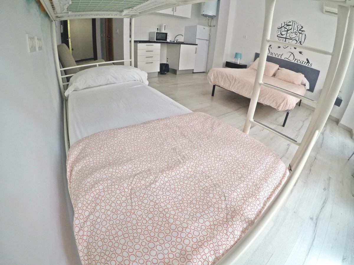 Mesonhomes Suites Center - Stay & Work Гранада Екстериор снимка