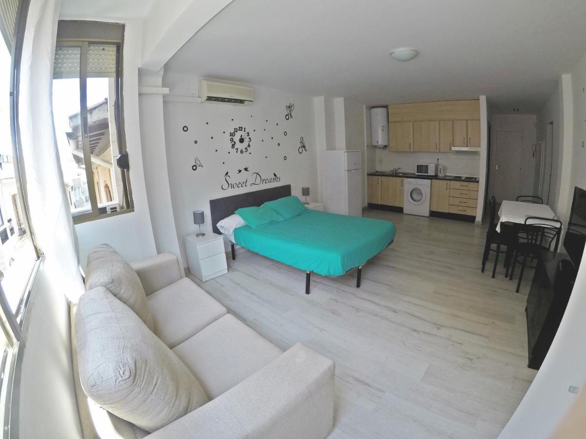 Mesonhomes Suites Center - Stay & Work Гранада Екстериор снимка