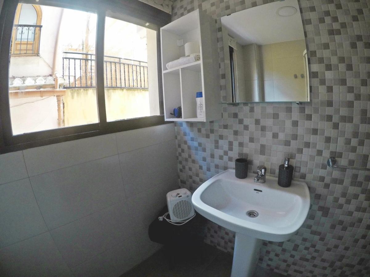 Mesonhomes Suites Center - Stay & Work Гранада Екстериор снимка
