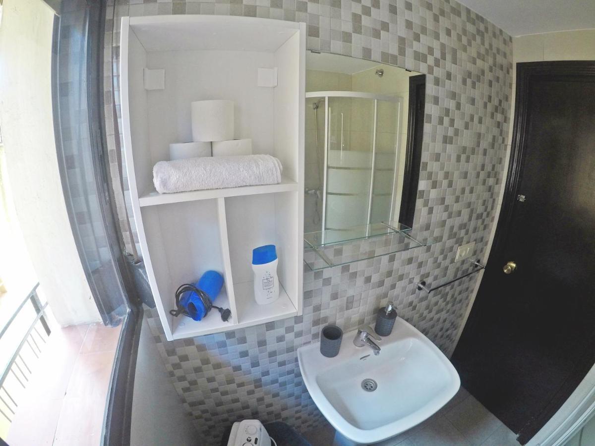 Mesonhomes Suites Center - Stay & Work Гранада Екстериор снимка